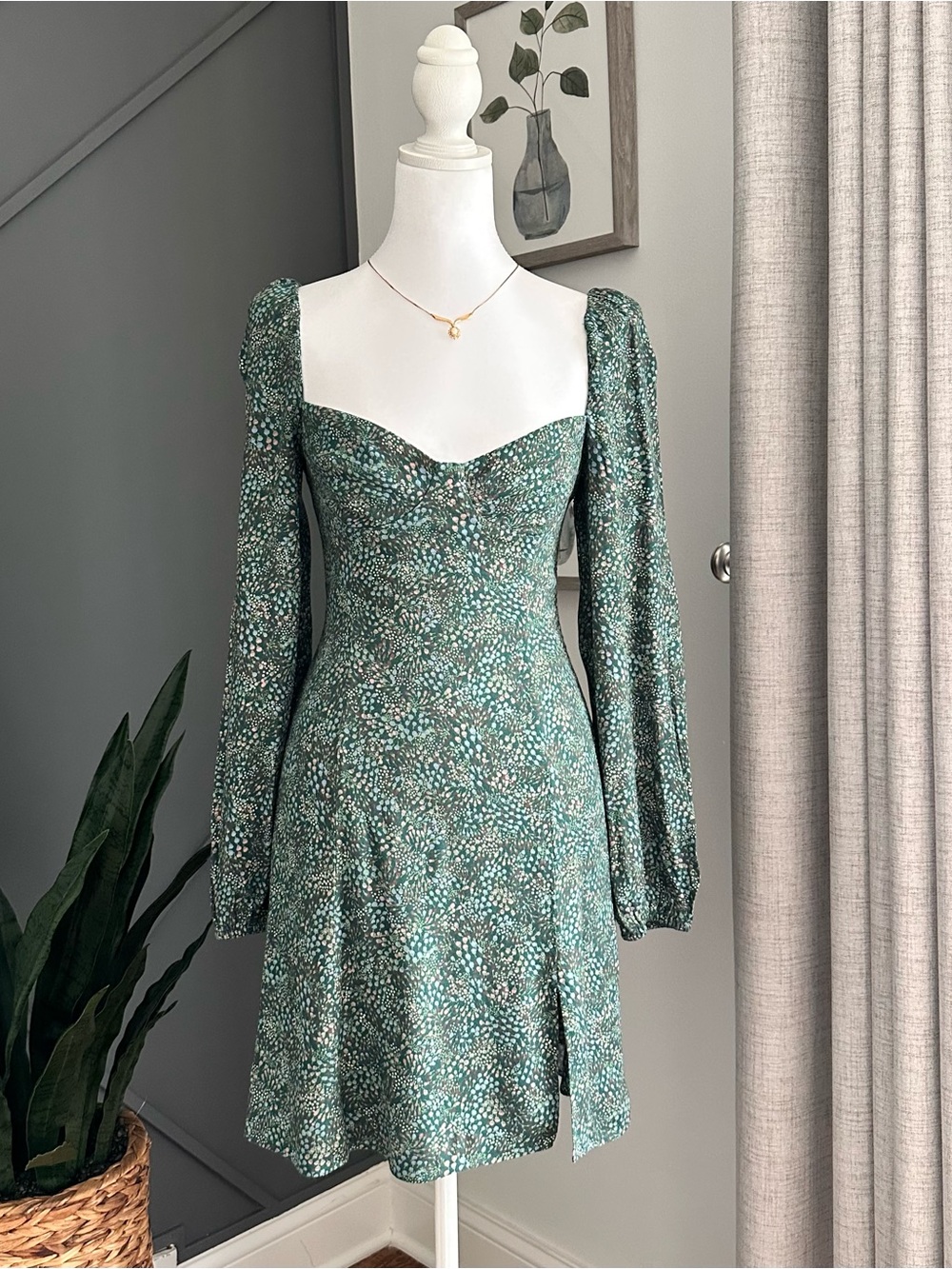 Wilfred babydoll Teal Green Floral Sweetheart Long Sleeve Mini Dress